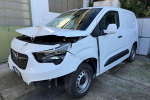 OPEL Combo 3 POSTI 1.5 D 100CV PC 650kg Edition