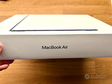 MacBook Air M4 13” 16GB 256GB NUOVO SIGILLATO –