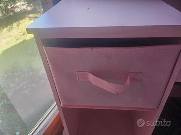 Postazione trucchi con sedia