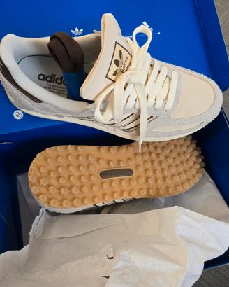 Scarpe Adidas La Trainer 