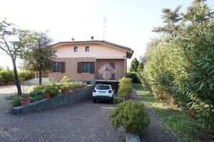 VILLA SINGOLA A FIORANO MODENESE