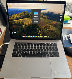 Macbook pro 15" con alimentatore