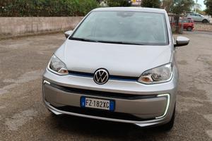 VOLKSWAGEN e-UP 2020