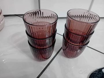 piatti e bicchieri 