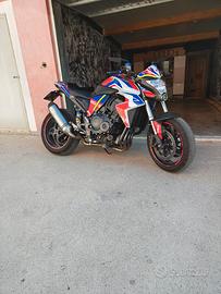Honda cb1000r 2009 