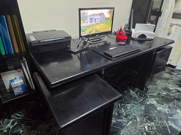 Scrivania da ufficio