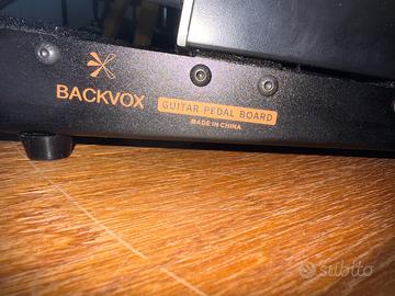 BackVox 50 - No Pedali, solo Pedalboard!