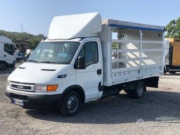 Iveco Daily 35c11 cassone centinato circa 4 MT