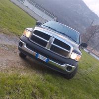 Dodge Ram 1500 pikup 
