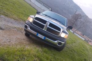 Dodge Ram 1500 pikup 