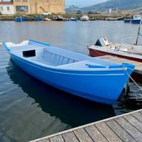 Barca da pesca in legno chiattino no licenza