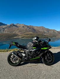 Kawasaki Ninja ZX-6R 2024