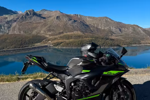 Kawasaki Ninja ZX-6R 2024