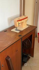 Macchina da cucire SINGER 367