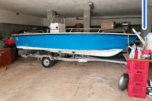 Barca a motore fuoribordo 40hp