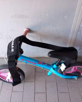 Bici senza pedali BTWIN rosa e azzurra