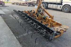 erpice rotante Alpego con rullo dentato da 4m