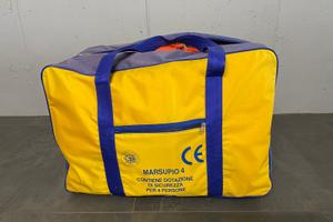 Dotazione di sicurezza per 4 persone + salvagenti