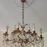Lampadario vintage a Parma