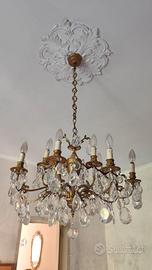 Lampadario vintage a Parma