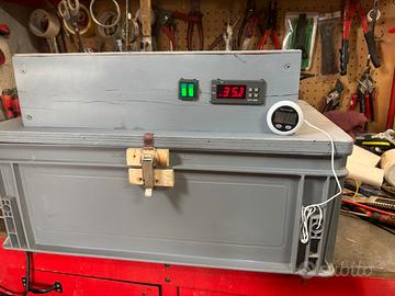 Incubatrice artigianale