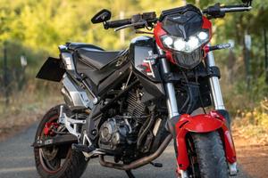 Benelli tnt 125 