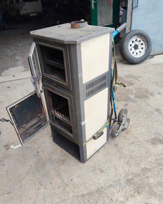 stufa a legna con forno 