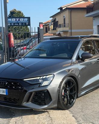 Audi RS3 Sportback 2.5 tfsi quattro s-tronic TETTO