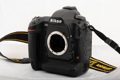nikon d5 reflex full frame professionale perfetta