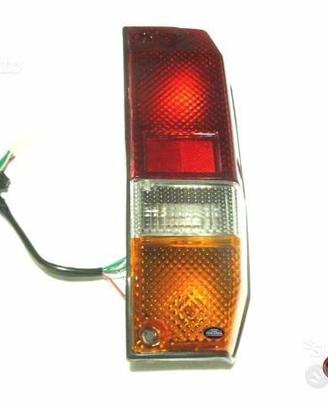 Fanale posteriore dx o sx di modif 4 luci toyota