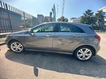 Mercedes classe A 180 sport/benzina 2016