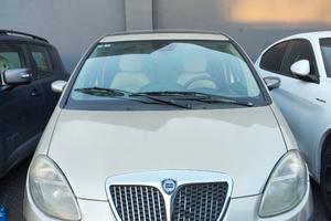 Lancia Musa 1.4 16V Platino, Tetto apribile