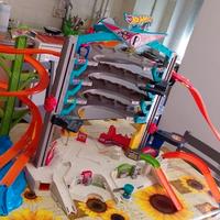 Garage  Hot Wheels