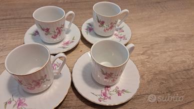 Set da caffe  4 TAZZINE con piattino 