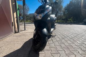 Scooter peugeot streetzone 50cc 4T