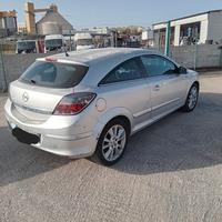 OPEL ASTRA GTC 2000 TD RICAMBI 