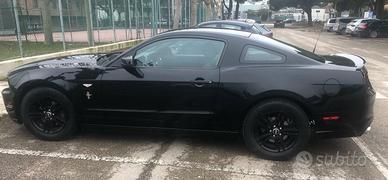 Ford Mustang 3.7 V6 del 2013