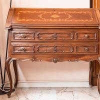 Scrittoio a ribalta d'antiquariato