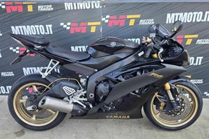 YAMAHA YZF R6 29 Foto e Video 360