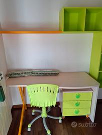 scrivania cameretta per bambini