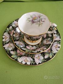 Set Royal Albert "Prairie Crocus" Black Salad Trio