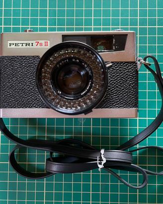 Fotocamera Petri 7S II