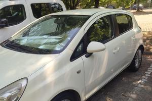 Opel Corsa 1.3 CTDI 5 porte