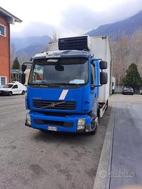 Camion frigo volvo fl 260