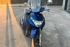 Piaggio Beverly 400