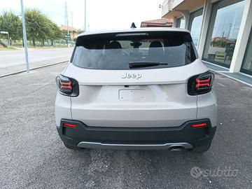 Jeep Avenger 1.2 Turbo 100 CV MHEV Altitude