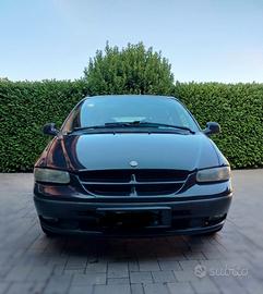chrysler voyager sette posti