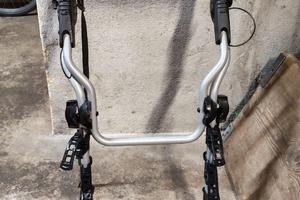 Portabici Thule per auto