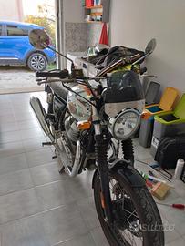 Royal Enfield Interceptor - 2022