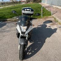 Honda Crossrunner v800